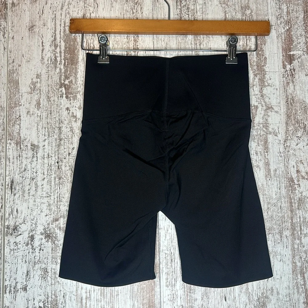 Coco + Carmen OMG O-maxing Stretch Fit Shape Wear Sz S